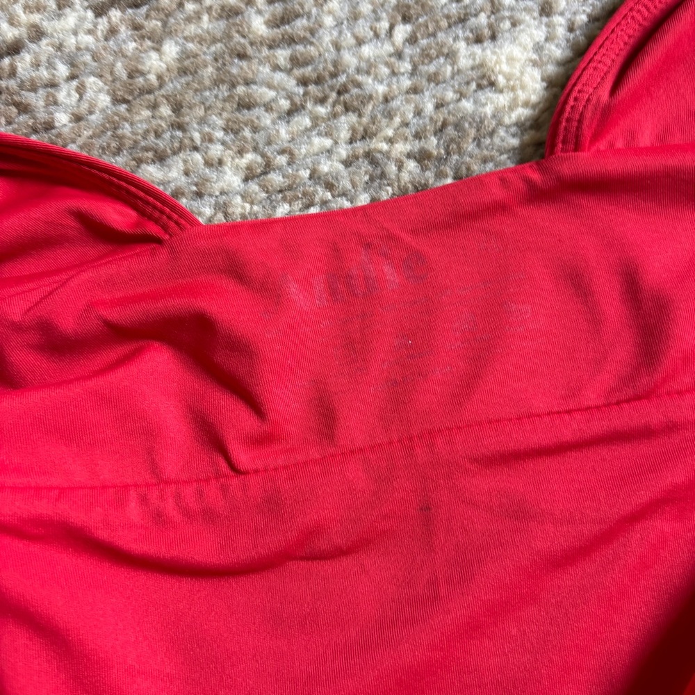 Andie | the Mykonos 1 piece plunge swimsuit in cherry red - Picture 14 of 16